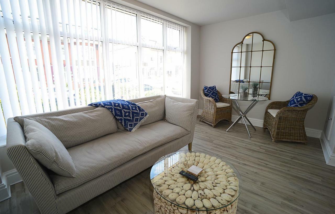 Twelve Apartments بلاكبول المظهر الخارجي الصورة